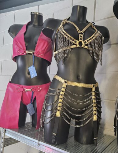 Gold Leder met Antraciet bodychains